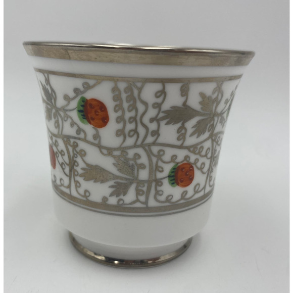 Royal Chelsea Teacup & Saucer 2242A Strawberries Silver - Picture 11 of 12